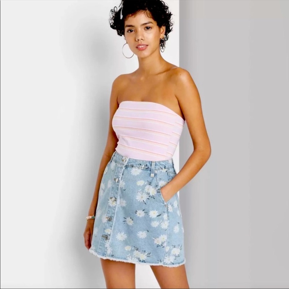 NWT WILD FABLE DENIM DAISY SKIRT